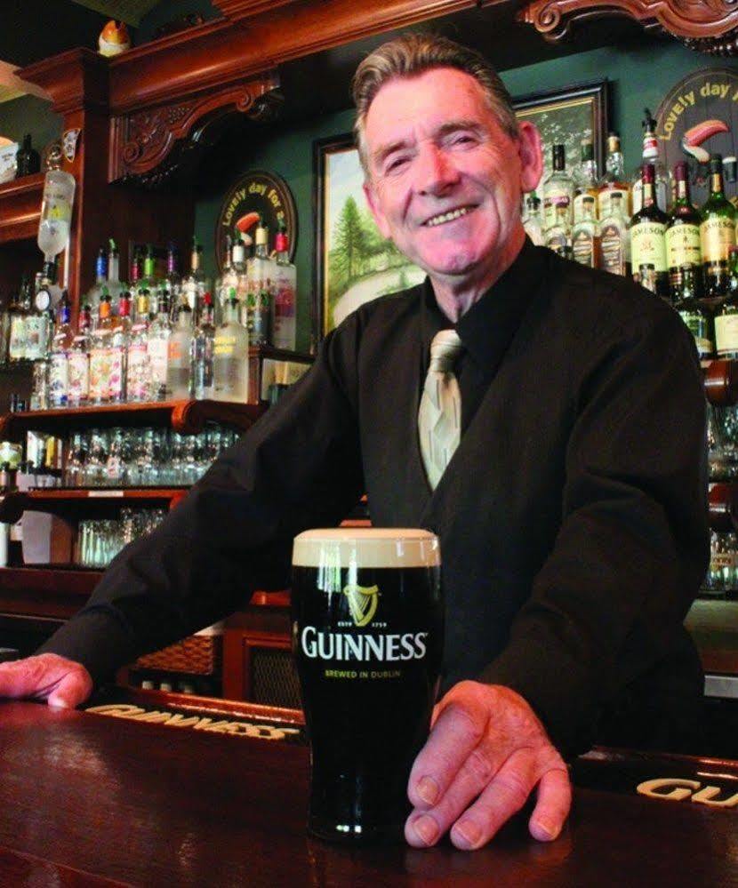 County Clare Inn Милуоки Экстерьер фото